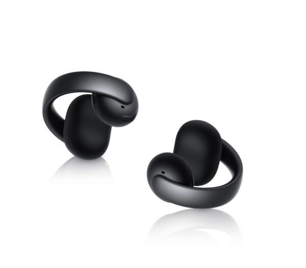 d6b88bfb-3b2c-4aca-a3e8-61c0c88d8b6d-scaled-1.jpg Soundcore - by Anker AeroClip Open-Ear Cip-On Earbud